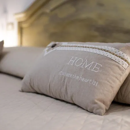 Dimora Smeraldo * 玛丽娜迪曼卡维萨