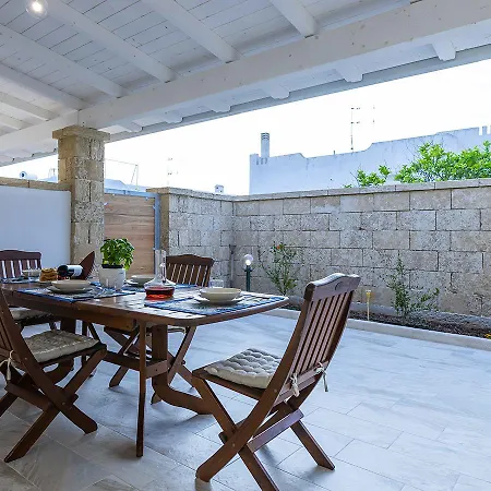 Dimora Smeraldo 公寓 *