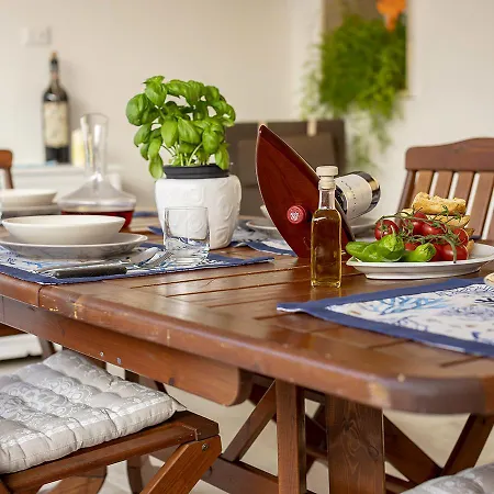 Dimora Smeraldo 公寓 *