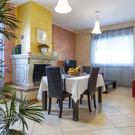 公寓 Dimora Smeraldo *