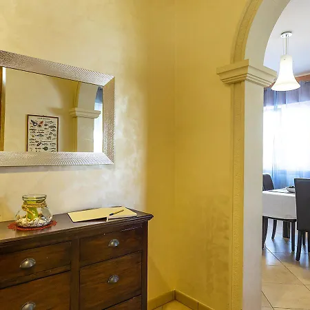 Dimora Smeraldo 公寓 *