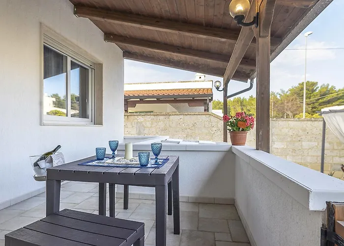 Dimora Smeraldo * מרינה די מנקוורסה